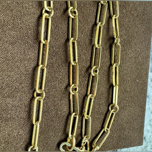 Roberto Coin 18k Yellow Gold Paper Clip Chain-Link Necklace - Picture 5 of 10